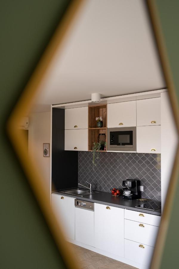 3 Minutes Apartments Old Town Krakow Luaran gambar